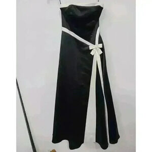 Jessica McClintock by Gunne Sax Women's Strapless Black Satin Gown Size 2 Y2K